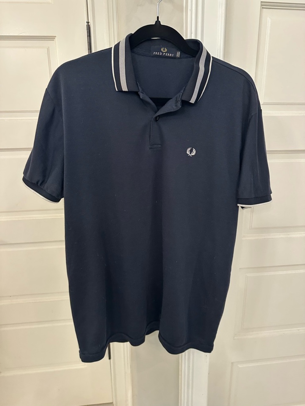 Fred Perry Polo Shirt Men’s XXL Navy Blue Pique Preppy Golf Golfer Office Logo
